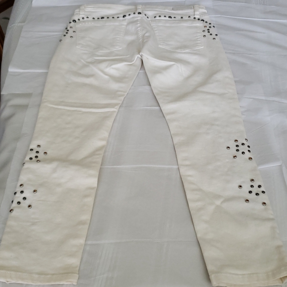 Blank NYC The Intro Jewel/Stud Capri Jeans NEW πHPπ - Picture 9 of 17